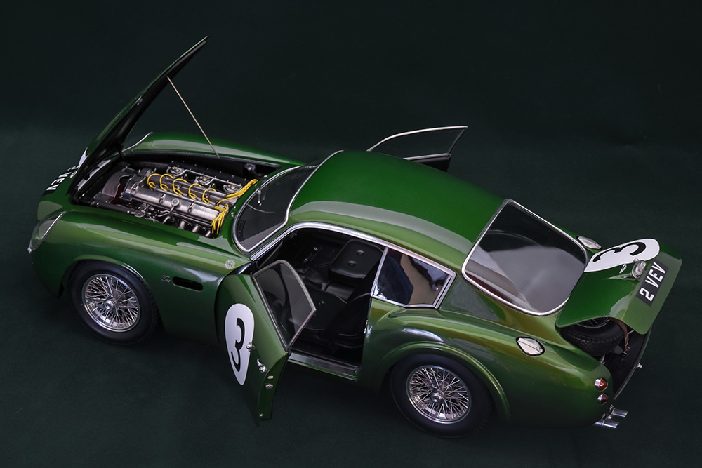 1/18 CMC 1961 Aston Martin DB4 GT Zagato (Green) Diecast Car