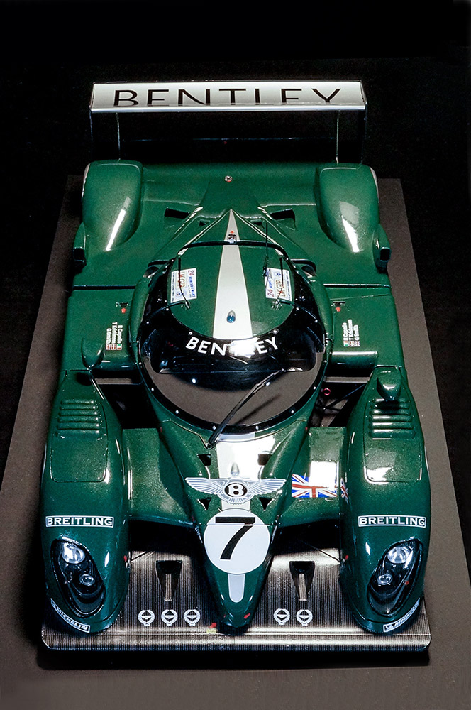 12_Speed8_CG_HL_06.jpg