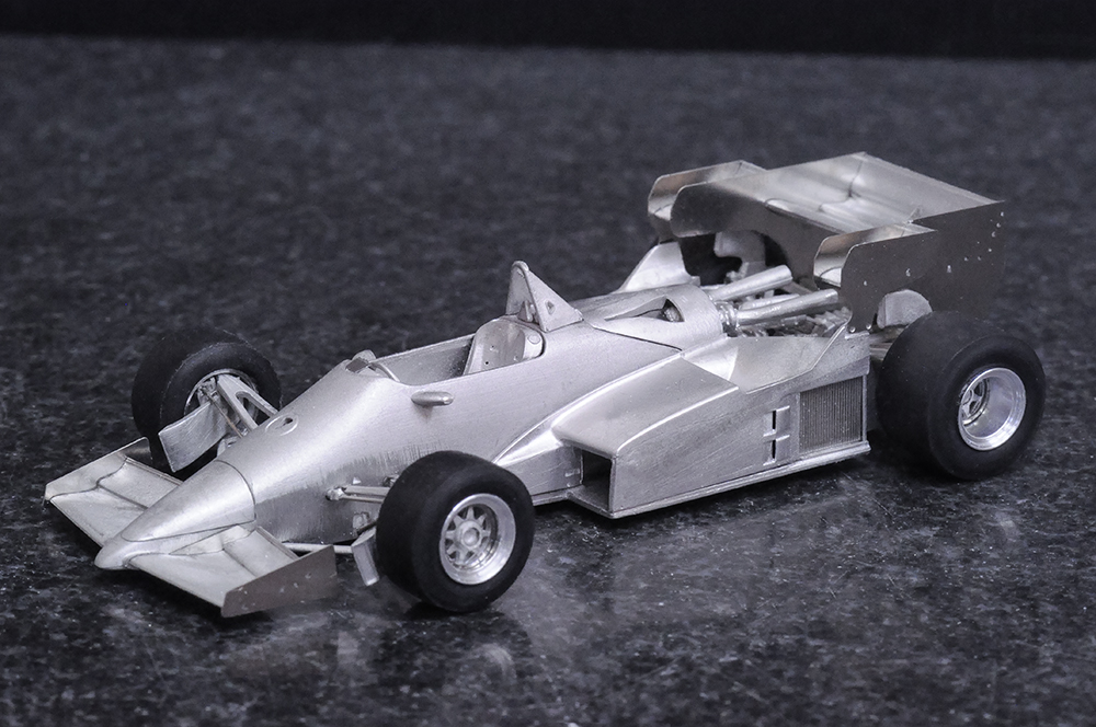 1/20 モデルファクトリーヒロ フェラーリ 126C4 M2 ポルトガルGP 1/43scale Multi-Material Kit : 126C4 / 126C4M / 126C4M2