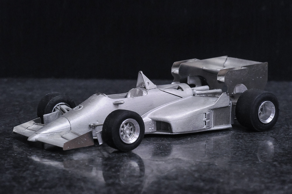 1/20 モデルファクトリーヒロ フェラーリ 126C4 M2 ポルトガルGP 1/43scale Multi-Material Kit : 126C4 / 126C4M / 126C4M2