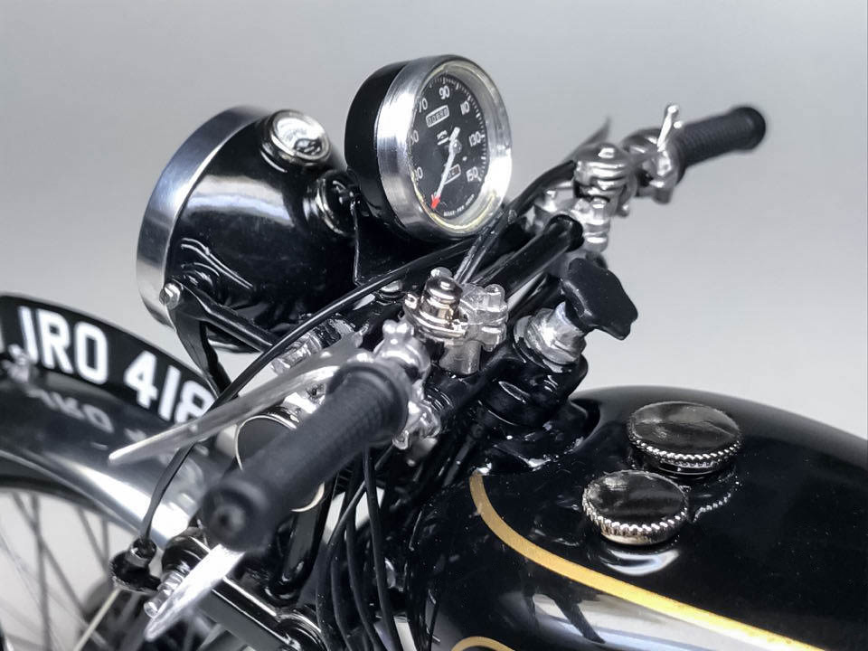 Customer's Gallery] 1/9scale HRD VINCENT BLACK SHADOW 1948